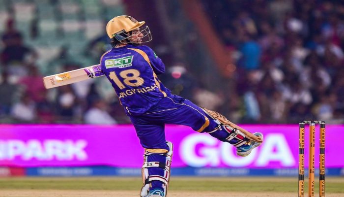RCB vs KKR Live Score:  कोलकाता ने बेंगलुरु के सामने रखी 193 रनों की चुनौती, अंगकृष ने ठोका तूफानी अर्धशतक