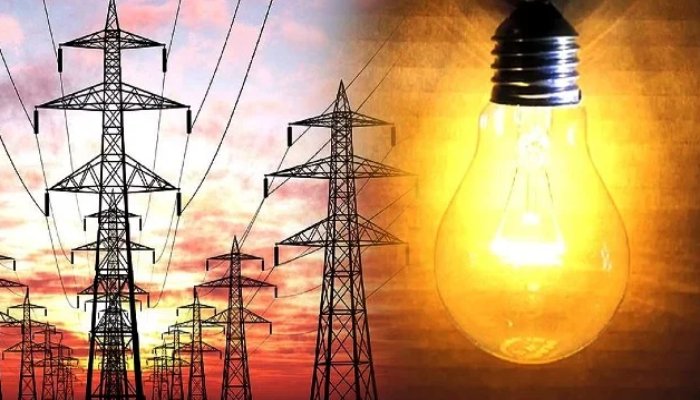 भीषण गर्मी और उमस ने बढ़ाई 500 मेगावाट बिजली की मांग