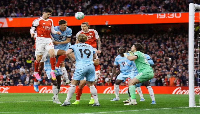 Arsenal vs Burnley: प्रीमियर लीग खिताब की दहलीज पर पहुंचा आर्सेनल, रोमांचक मुकाबले में बर्नले को 1-0  से हराया