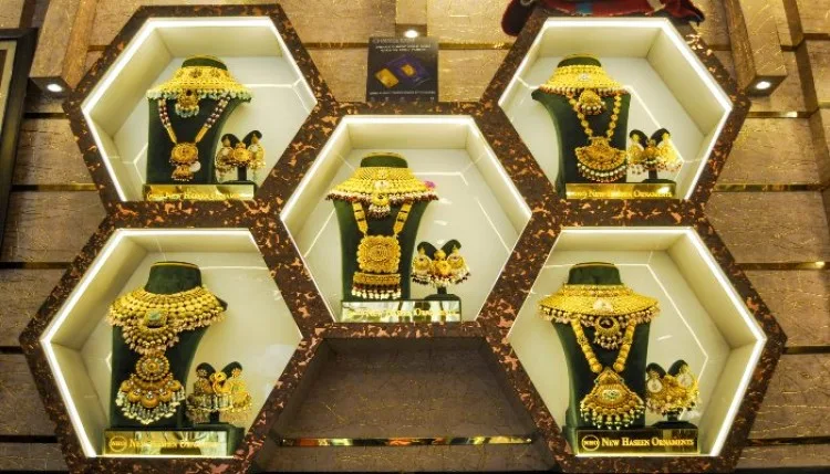 सोना इस हफ्ते धड़ाम, चांदी का दाम 13 हजार से अधिक घटा