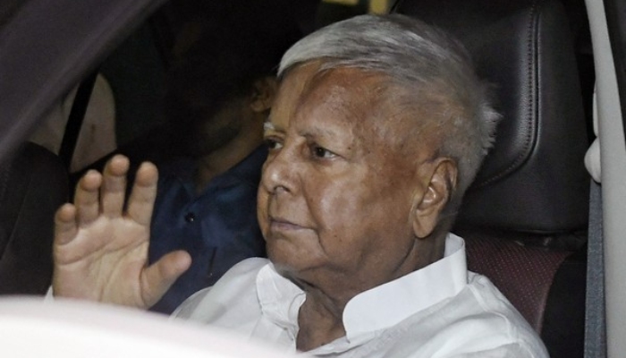 Lalu Yadav Singapore treatment : लालू यादव को कोर्ट से मिली बड़ी राहत, स्वास्थ्य जांच के लिए सिंगापुर जाने की मिली अनुमति