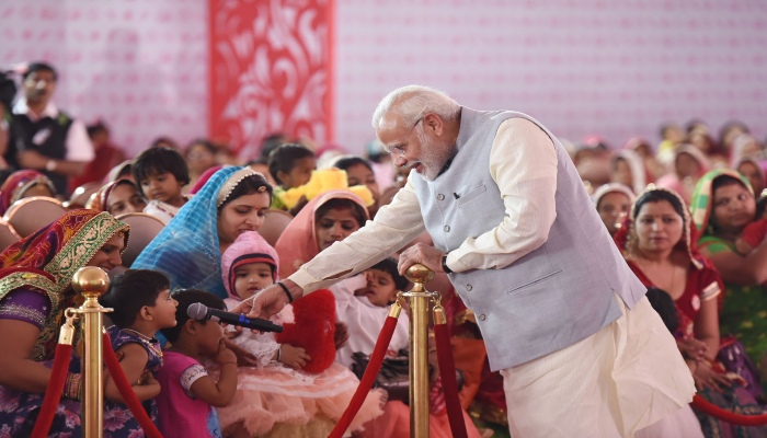 भारत की नारीशक्ति बनी विकास की धुरी: पीएम मोदी