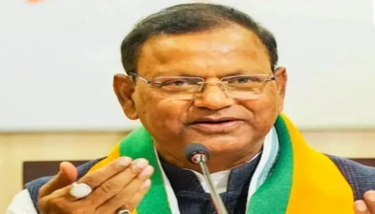 UP BJP New Team: पंकज चौधरी ने जारी की बीजेपी की नई टीम, 19 उपाध्यक्ष और 8 महामंत्री समेत कई नेताओं को मिली जिम्मेदारी