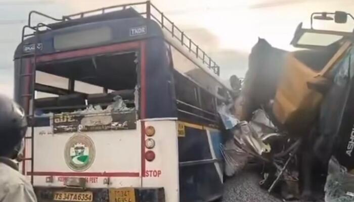 Telangana bus accident: बस और टिपर की टक्कर में 20 लोगों की मौत, 25 लोग गंभीर रूप से घायल