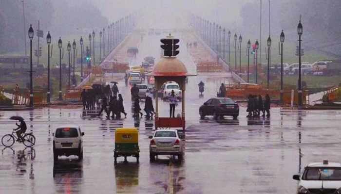 Delhi-NCR Weather: झमाझम बारिश के बाद बदला दिल्ली-एनसीआर का मौसम, IMD ने जारी किया येलो अलर्ट