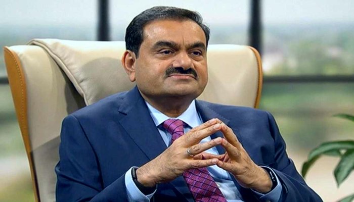 Gautam Adani Net worth: मुकेश अंबानी को पीछे छोड़ एशिया के नए 'किंग' बने गौतम अडानी, जानें कितनी है कुल नेटवर्थ