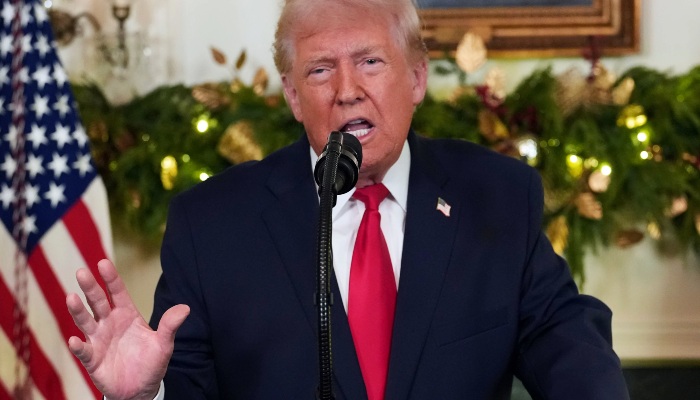 ईरान के साथ व्यापार करने वाले देशों पर अमेरिका का एक्शन, ट्रंप ने लगाया 25 प्रतिशत अतिरिक्त टैरिफ