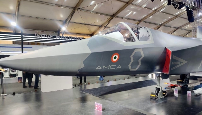 Advanced Medium Combat Aircraft : भारतीय आसमान का नया 'सिकंदर', स्वदेशी पांचवीं पीढ़ी के फाइटर जेट AMCA के लिए बिछी बिसात, रक्षा क्षेत्र में आत्मनिर्भरता का शंखनाद