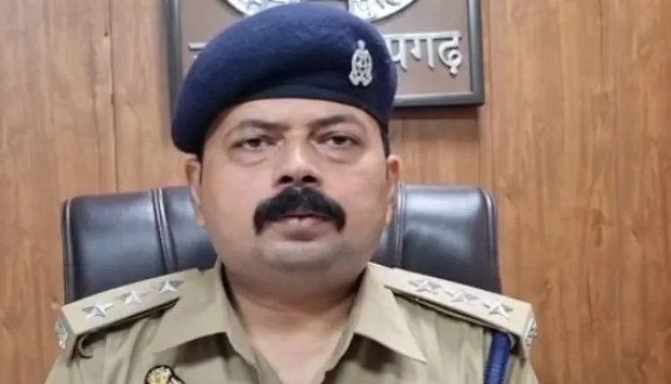 अतीक के बेटे उमर के काफिले की दो लग्जरी कारें जब्त, टोल प्लाजा पर की थी दबंगई