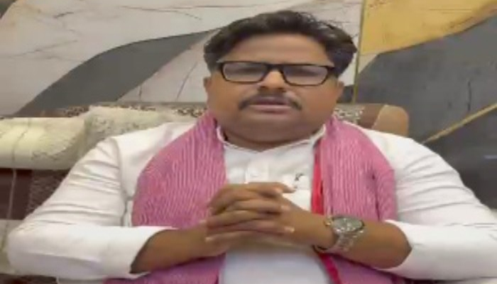 Mahesh Kashyap FIR Jhansi : सपा के पूर्व जिलाध्यक्ष महेश कश्यप समेत 5 पर गंभीर धाराओं में केस दर्ज, रंगदारी और धमकी का आरोप