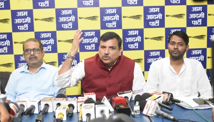 Sanjay Singh UP Law Order : यूपी में डबल इंजन की सरकार, लेकिन दोनों बेकार, AAP सांसद संजय सिंह ने कानून-व्यवस्था पर उठाए गंभीर सवाल
