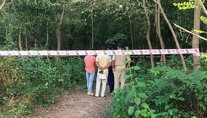 Durgapur gang rape case: फोरेंसिक टीम ने लिए मिट्टी के नमूने, पीड़िता के बदले बयान से घूमा केस?