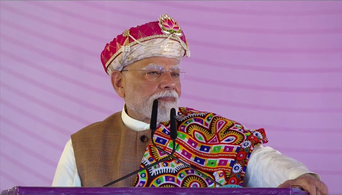 एमपी के धार में पीएम मोदी बोले-'ये नया भारत है, घर में घुसकर मारता है'