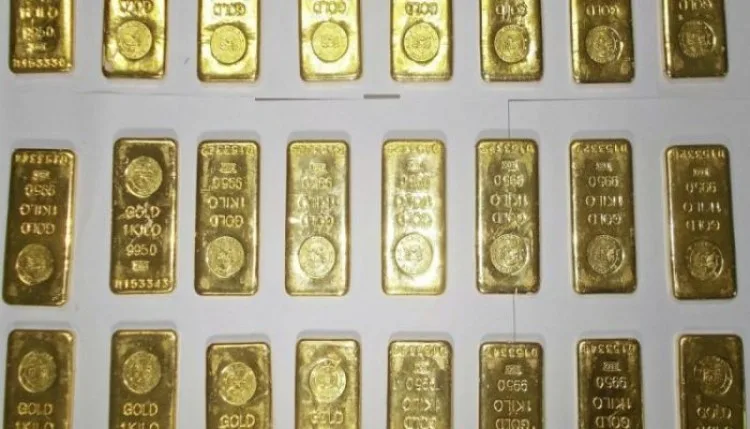 मुंबई एयरपोर्ट पर पकड़ा गया 9.40 किलो सोना, कार्रवाई जारी