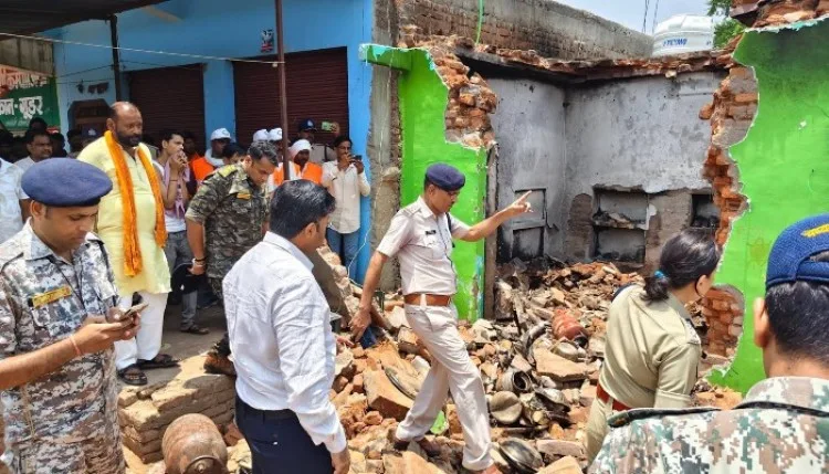 शिवपुरीः सिलेंडर फटने से घर में लगी भीषण आग, बच्ची की मौत, 4 घायल