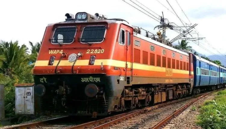 Indian Railways Recruitment: भारतीय रेलवे में एक साल में कितने लोगों को मिली नौकरी? जानिए आगे कितनी भर्तियों का है मौका