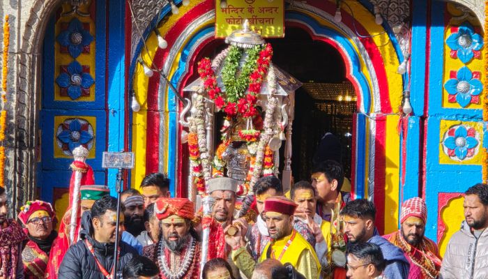 अपने धाम से विदा हुए बाबा केदार, ओंकारेश्वर में होंगे विराजमान