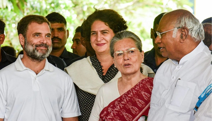 Congress Gains 2026 Assembly Elections : हार के शोर में कांग्रेस की 'साइलेंट' जीत, 2026 के नतीजों ने कैसे बदली देश की सियासी तासीर?