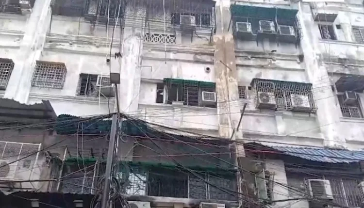 कोलकाता के एक होटल में आग से नौ लोगों की मौत, मरने वालों में एक बच्चा भी