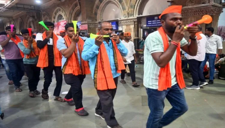 मराठा आरक्षण आंदोलनः शिक्षा-रोजगार से जुड़े 4 अहम आदेश जारी