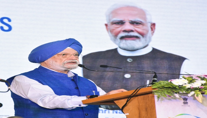 पश्चिम एशिया तनाव का असर: क्रूड ऑयल 100 डॉलर के पार, सरकारी तेल विपणन कंपनियों का पूरा मुनाफा डूबने की आशंका