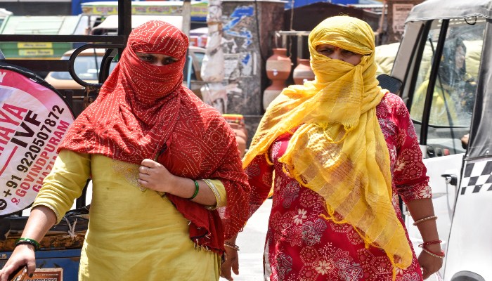 Rajasthan Weather: नौतपा से पहले ही तप रही धरती, 46 के पार पहुंचा तापमान, 19 जिलों में अलर्ट