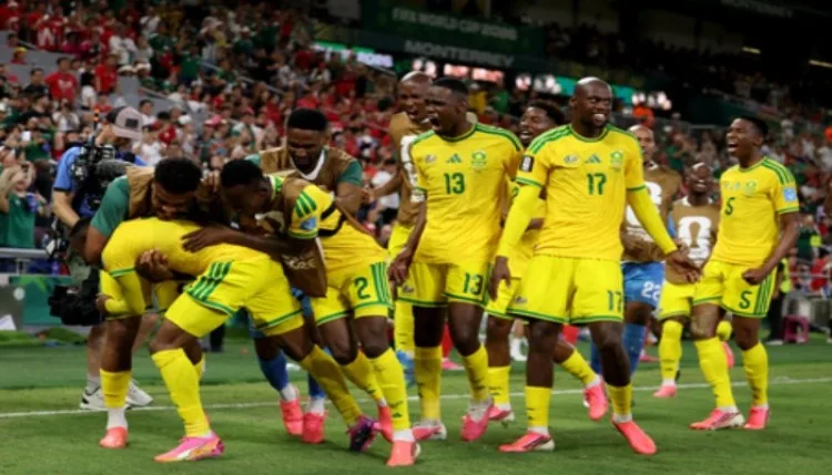 FIFA World Cup : साउथ अफ्रीका ने पहली बार नॉकआउट स्टेज में बनाई जगह, साउथ कोरिया को 1-0 से हराया
