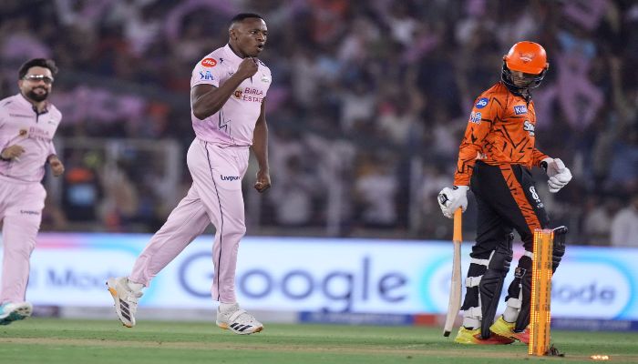 IPL 2026 Points Table:  सनराइजर्स हैदराबाद को हराकर  'नंबर-1' बनी गुजरात टाइटंस,  इन टीमों का बिगड़ा समीकरण