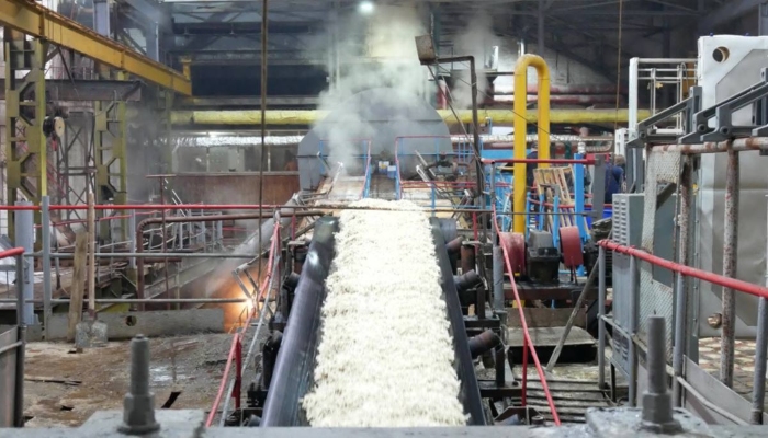 Sugar Industry Growth: भारत में 1.3 लाख करोड़ रुपये का उद्योग बना चीनी सेक्टर: प्रल्हाद जोशी