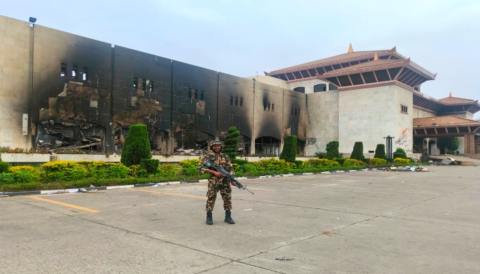 नेपाल में कानून-व्यवस्था बहाल करने के लिए हरसंभव प्रयास जारी: सेना