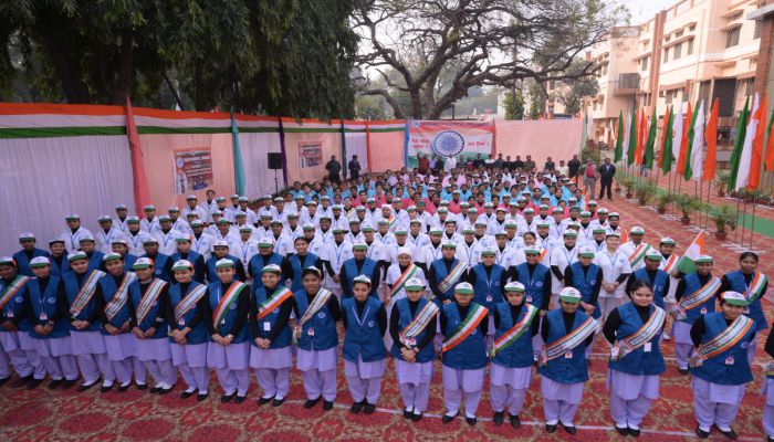 नाजरेथ हॉस्पिटल में देशभक्ति के उत्साह के साथ मनाया गया 77वां गणतंत्र दिवस