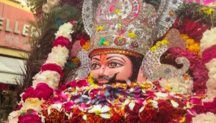 पीलीभीत में उमड़ा आस्था का सैलाब: 'हारे का सहारा' के जयकारों के साथ निकली बाबा श्याम की भव्य शोभा यात्रा