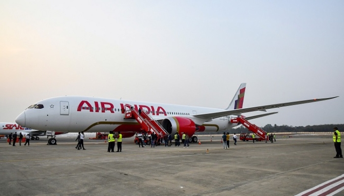 Air India का ‘Dream Upgrade’: नवीनीकृत Boeing 787-8 की दिल्ली में धमाकेदार एंट्री, लंबी दूरी की उड़ानों में बदलेगा सफर का अनुभव, यात्रियों को मिलेगा प्रीमियम आराम