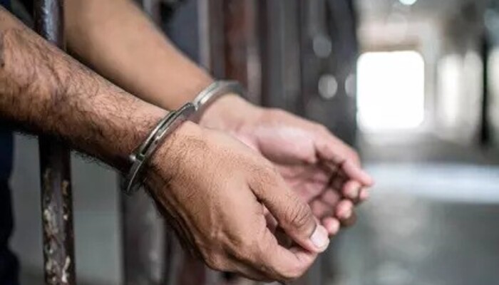 सोनभद्र पुलिस को बड़ी सफलता, 11 गोवंश बरामद, एक तस्कर गिरफ्तार