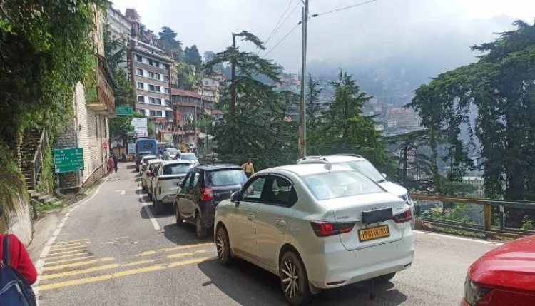 मानसून खत्म होने के साथ हिमाचल में बढ़ी पर्यटकों की चहलकदमी