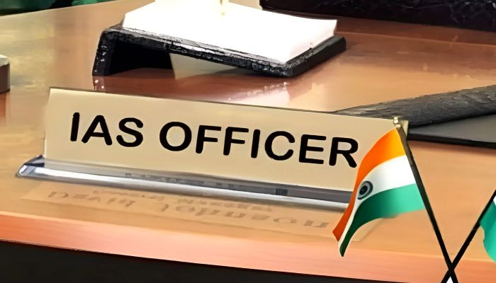 Bihar IAS Transfer: बिहार में बड़ा पैप्रशासनिक फेरबदल, कई वरिष्ठ IAS अफसरों को मिली नई तैनाती