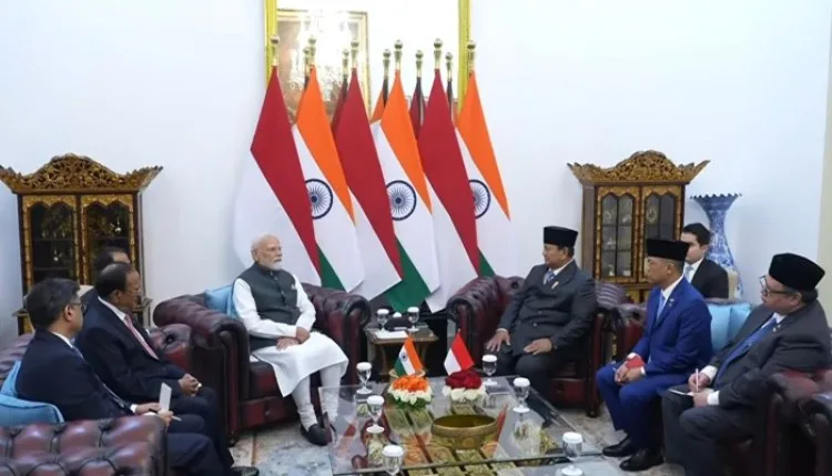 जकार्ता में PM Modi और Indonesia के President Subianto की द्विपक्षीय वार्ता, ऊर्जा, व्यापार, समुद्री सहयोग, रक्षा जैसे प्रमुख क्षेत्रों में व्यापक रणनीतिक साझेदारी को मिलेगी नई गति