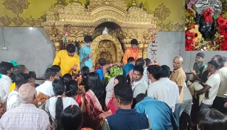चतरा के लेम्बुइया पहाड़ी पर विराजती हैं मां दक्षिणेश्वरी, उमड़ते हैं लोग