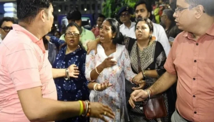चोरबागान पंडाल हादसे ने छीनीं 16 परिवारों की खुशियां, 19 की गई जान