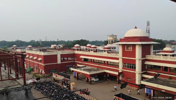 अब लखनऊ स्टेशन पर यात्रियों को मिलेगी 24 घंटे इलाज की सुविधा