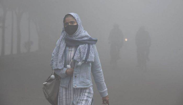 Delhi Pollution:  AQI 400 पार, दिल्ली सहित पूरा एनसीआर हाल-बेहाल