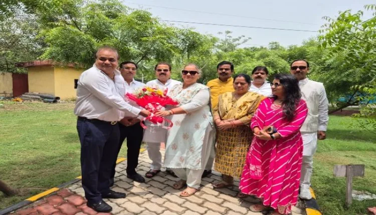 दिल्ली के स्लज मैनेजमेंट की तरह लखनऊ में काम करा सकती हैं महापौर