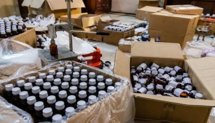 Cough Syrup पर सख्ती: सरकार ने बदले नियम-‘अब बिना लाइसेंस Medical Store स्टोर से नहीं होगी बिक्री’