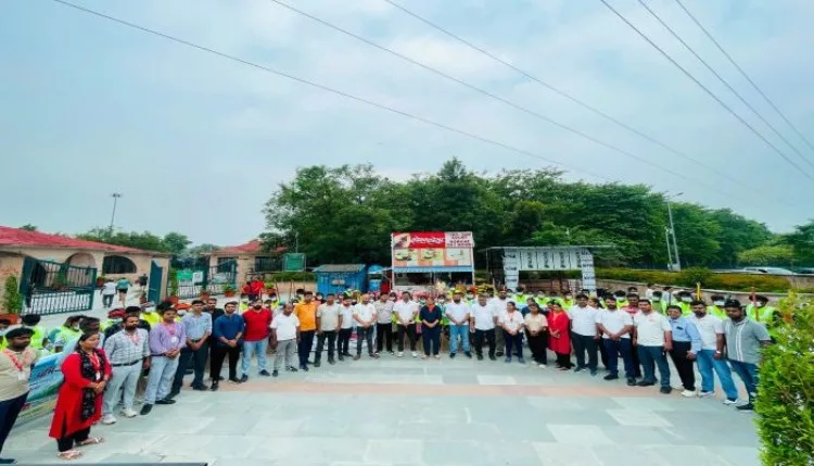 स्वच्छता के प्रति अपनी जिम्मेदारी निभाने का संकल्प लिया