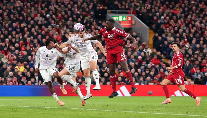 Liverpool vs Man United:  रोमांचक मुकाबले में मैनचेस्टर यूनाइटेड ने लिवरपूल को 2-1 से हराया