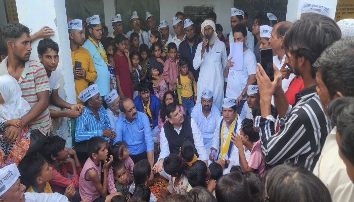 Sanjay Singh In Meerut : 'मधुशाला नहीं पाठशाला चाहिए', यूपी में स्कूल बंदी पर बोले संजय सिंह