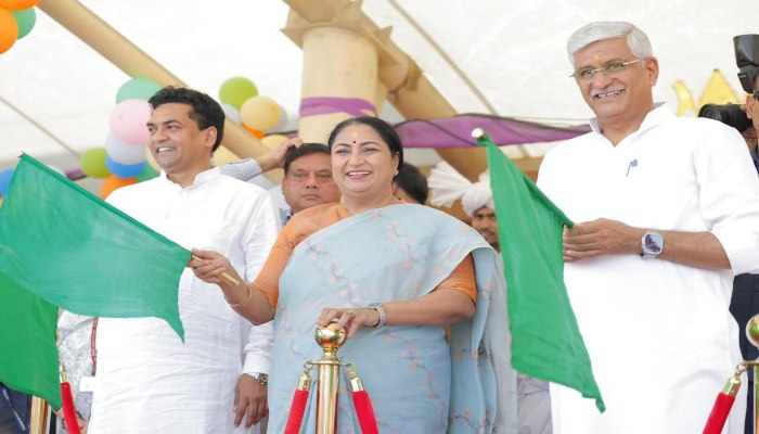 Somnath Swabhiman Yatra: 1300 श्रद्धालु करेंगे ज्योतिर्लिंग के दर्शन, सीएम ने ट्रेन को दिखाई हरी झंडी