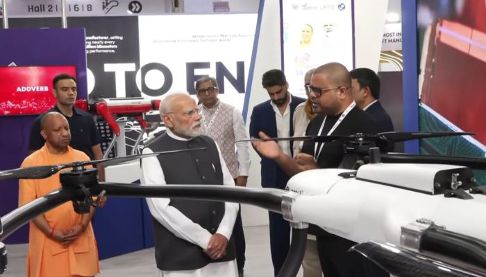 ग्रेटर नोएडा में ‘इंटरनेशनल ट्रेड शो’ में उद्यमियों से मिले पीएम मोदी, उनके काम को लेकर ली जानकारी