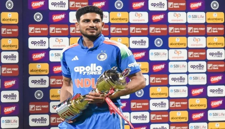 ICC Player of the Month की रेस में शुभमन गिल सबसे आगे! मोसाद्देक हुसैन और नाथन स्मिथ भी दावेदार