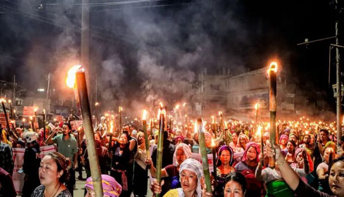 इंफाल में विरोध रैली के दौरान हिंसा, 21 गिरफ्तार, CRPF जवान घायल